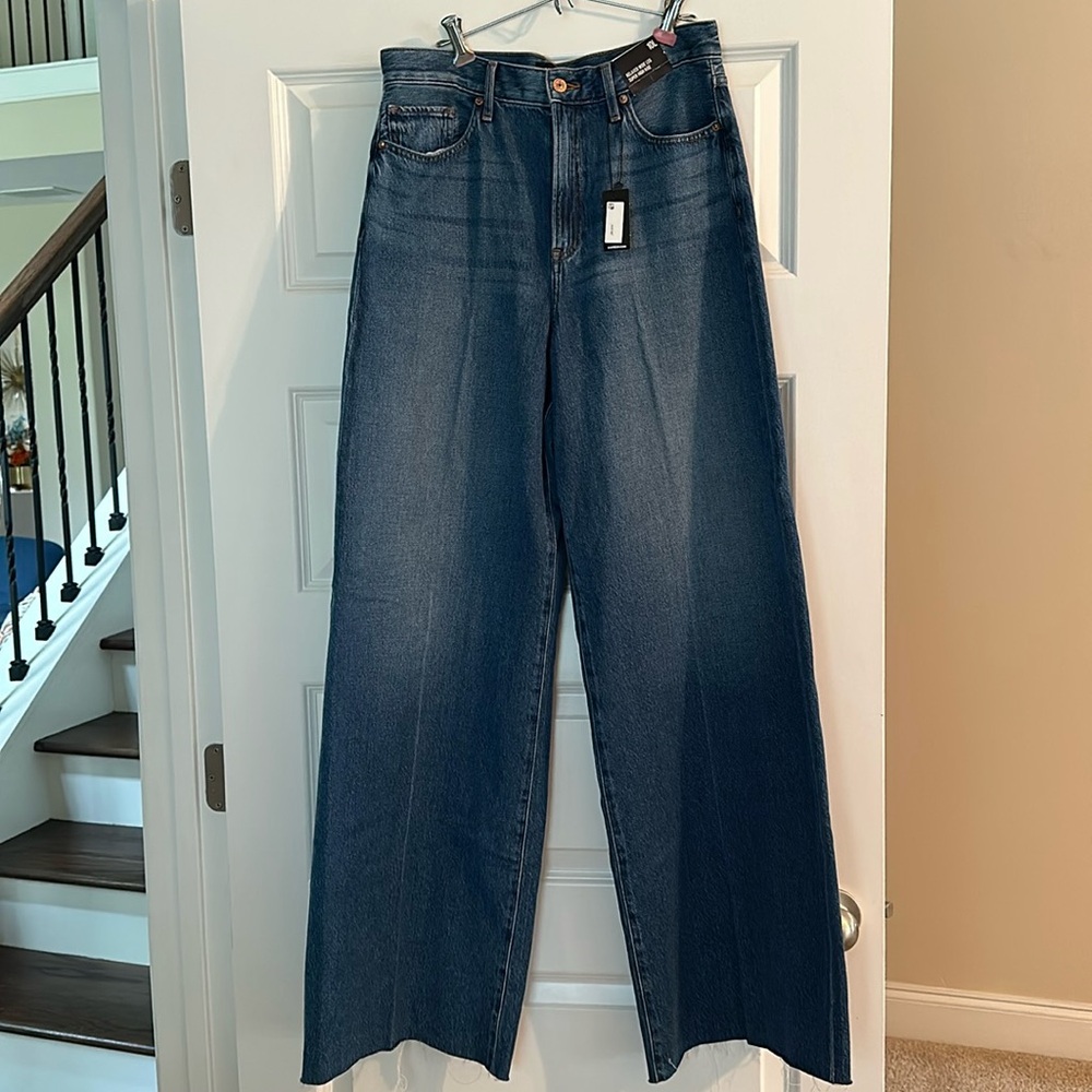 Express - Dark washed Wide Leg Jeans (New) (Never Worn)